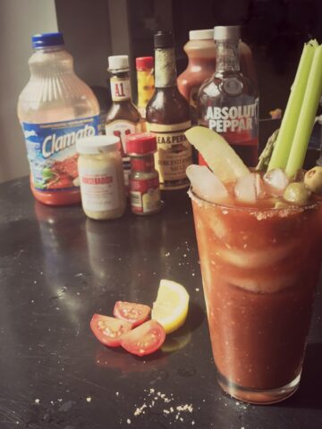 Get ready for the yummiest, easiest DIY Bloody Mary Recipe! Pin for your next Sunday brunch!