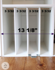 How to make vertical dividers with an invisible slot system. #ikeahack #kallax