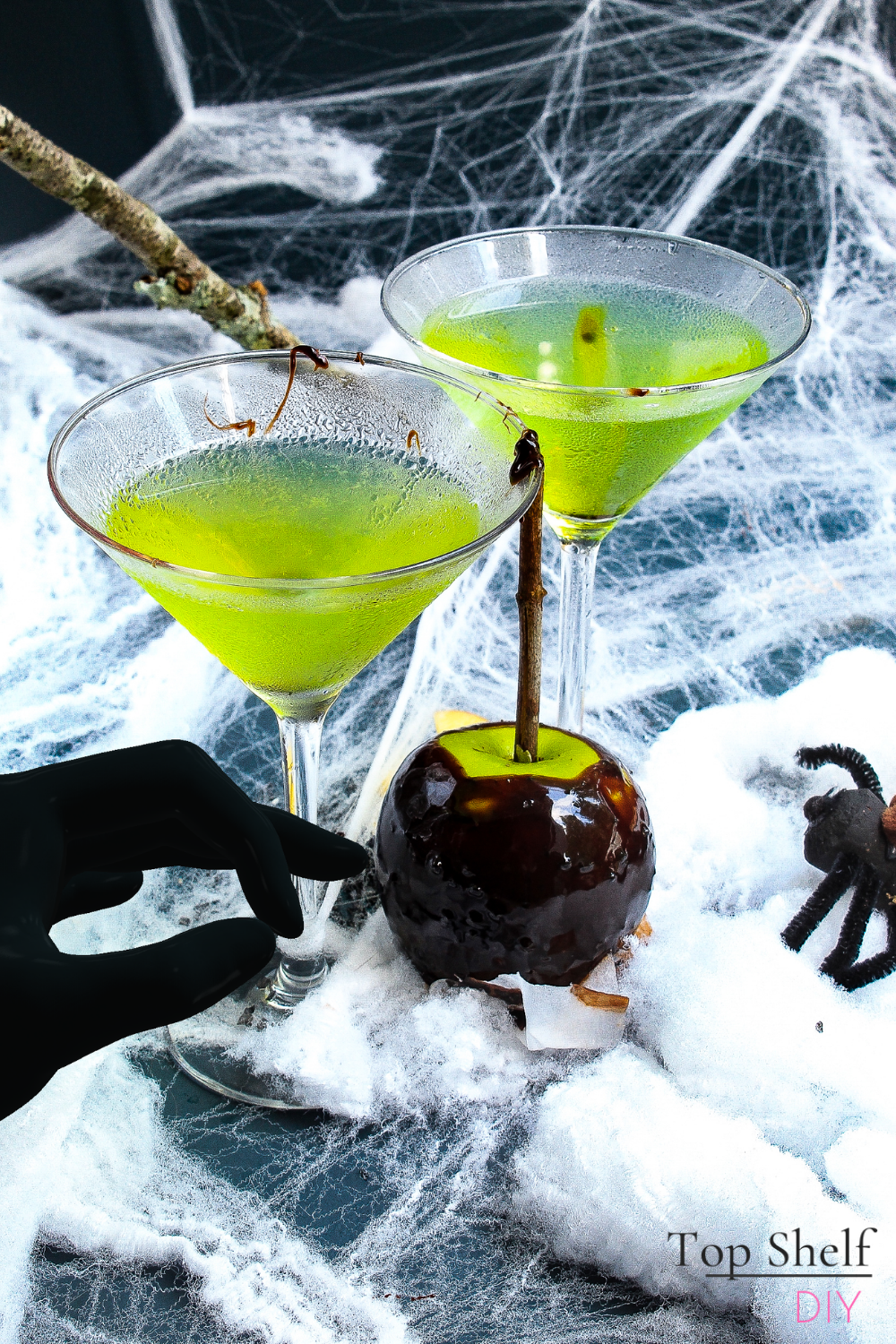 One whiff of this poison apple martini, and cocktail hour will never be the same. Get the recipe for three Halloween Cocktail appletini variations. #Halloweentreat
#Basiccocktailrecipes #Cocktailalcohol #Cocktailsmixology
#Gotcocktails #Cocktails and pretty drinks #Drinksandcocktailrecipes #Halloweencocktaildrinks
#HalloweenPartyFood
