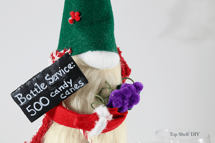 Need of a drinking buddy over the holidays? Learn how to make these adorable wine topper gnomes, which are great to give as gifts. Bring the Swiss Alps right to your kitchen with this felt project. 