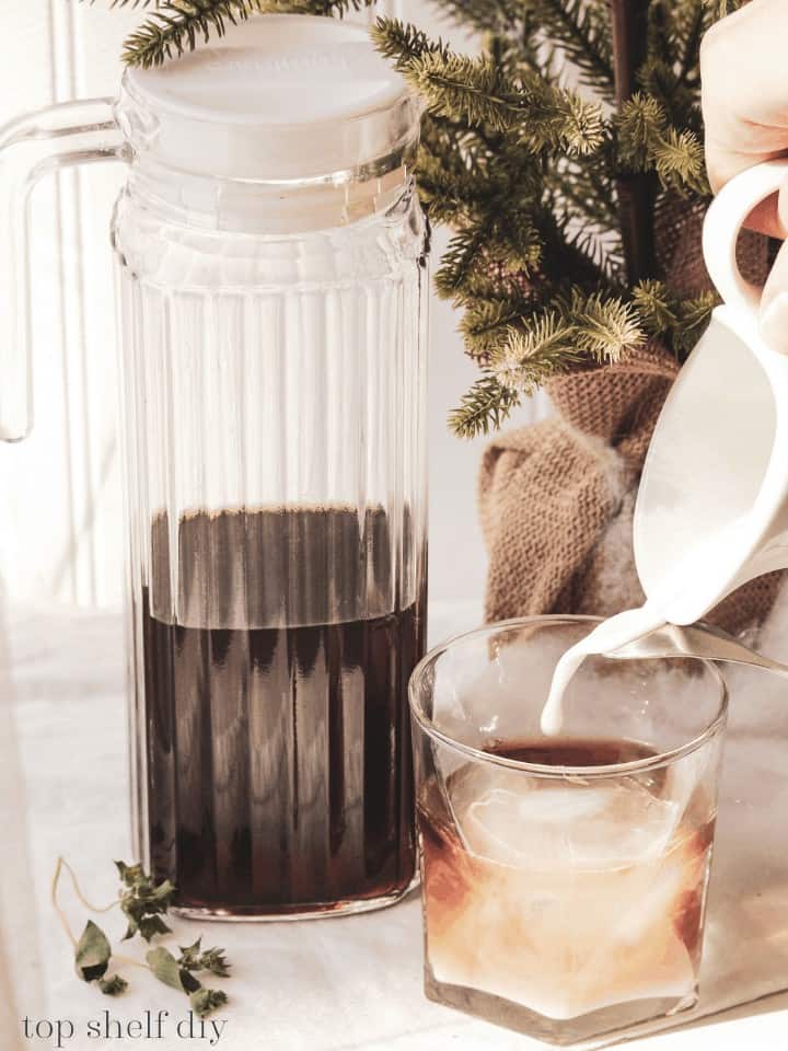 Get the skinny on making this low carb coffee liqueur for your next White Russian cocktail. This recipe is easy, delicious and keto-friendly. #ketococktails